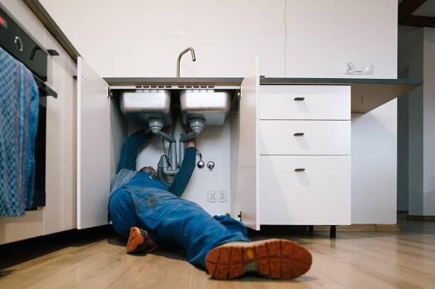 Professional Pipe Repair technician working in Bolinas, CA
